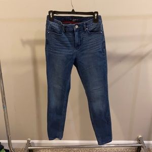 WHBM Skinny Ankle Jeans